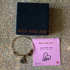 Alex and Ani - EUC - LOVE gold bangle bracelet ✨